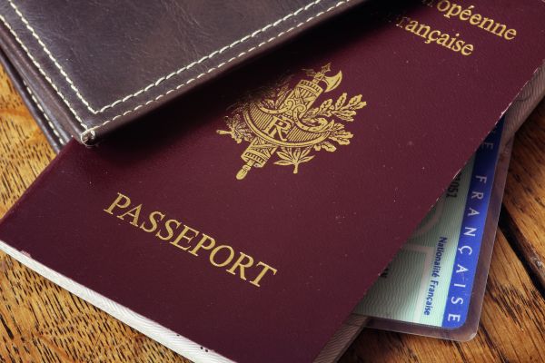 Carte d'identité et passeport