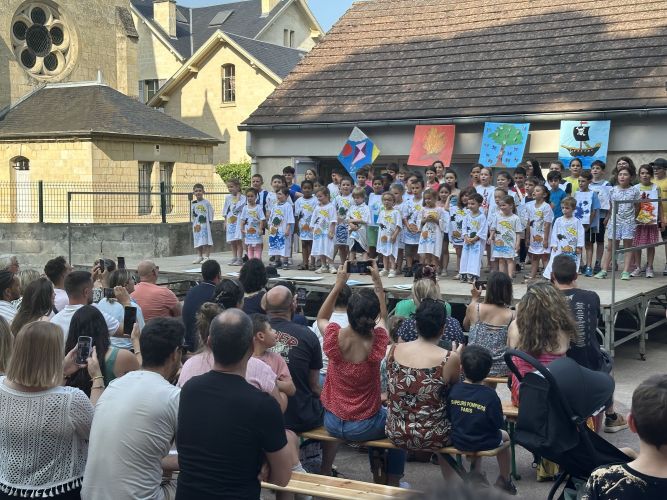 spectacle école Bois Bonnet 2025