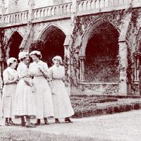 Photographies tirées de la collection privée de Madame Daudy - Gouin, de l’abbaye de Royaumont. 12